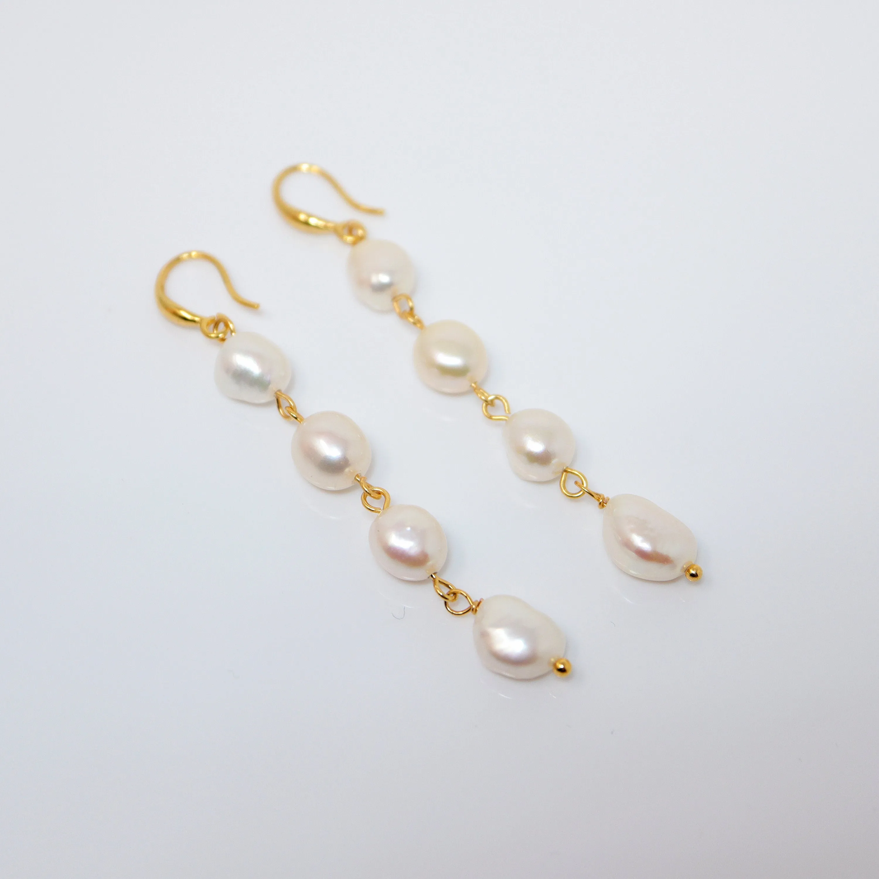 4 Freshwater Cultured pearl Bezel Hook Earrings, Long Bridal Jewelry, Gold Pearl Bridal Earrings, Statement Earrings.