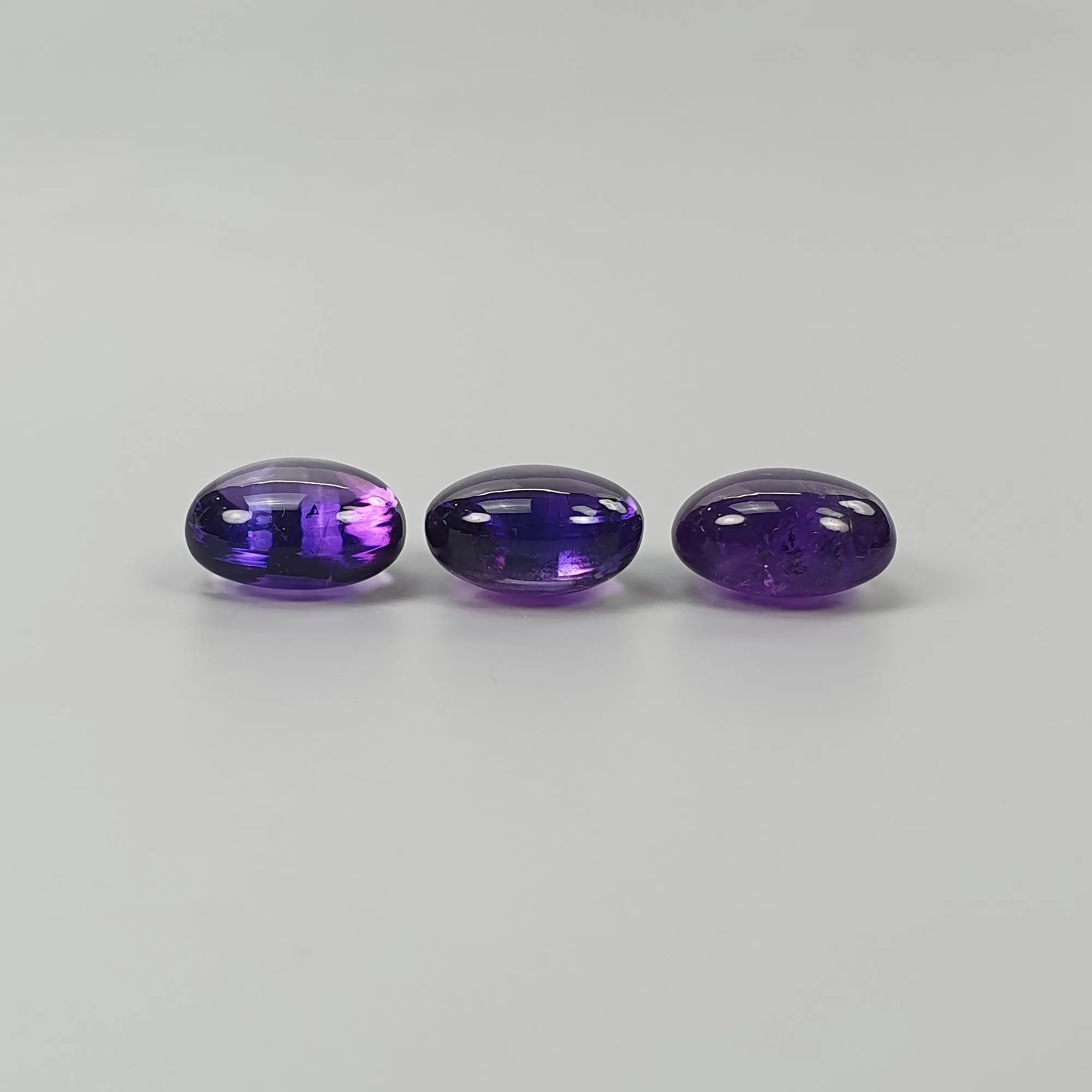 Amethyst Gemstone Cabochon : 37.95cts Natural Untreated Purple Amethyst Heart Shape Briolette Cabochon 15mm