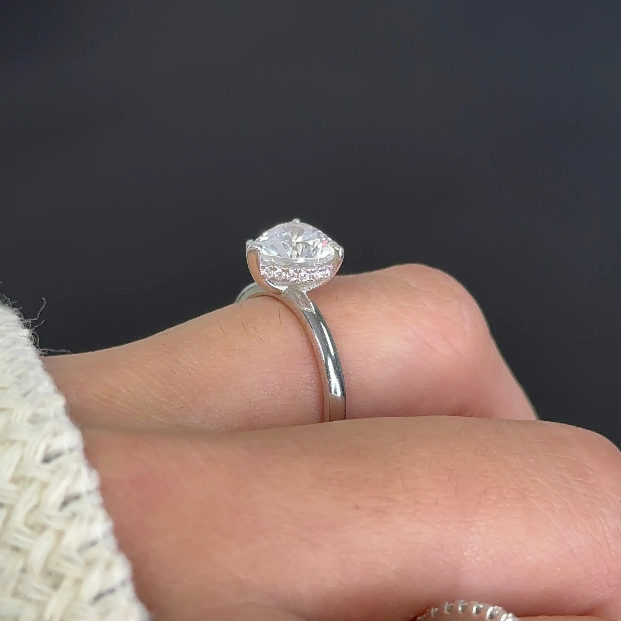 ARIELLE PINK MOISSANITE RING