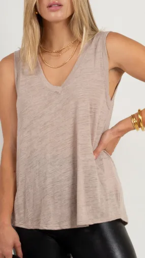 Basic Swing V Neck Tank - Latte