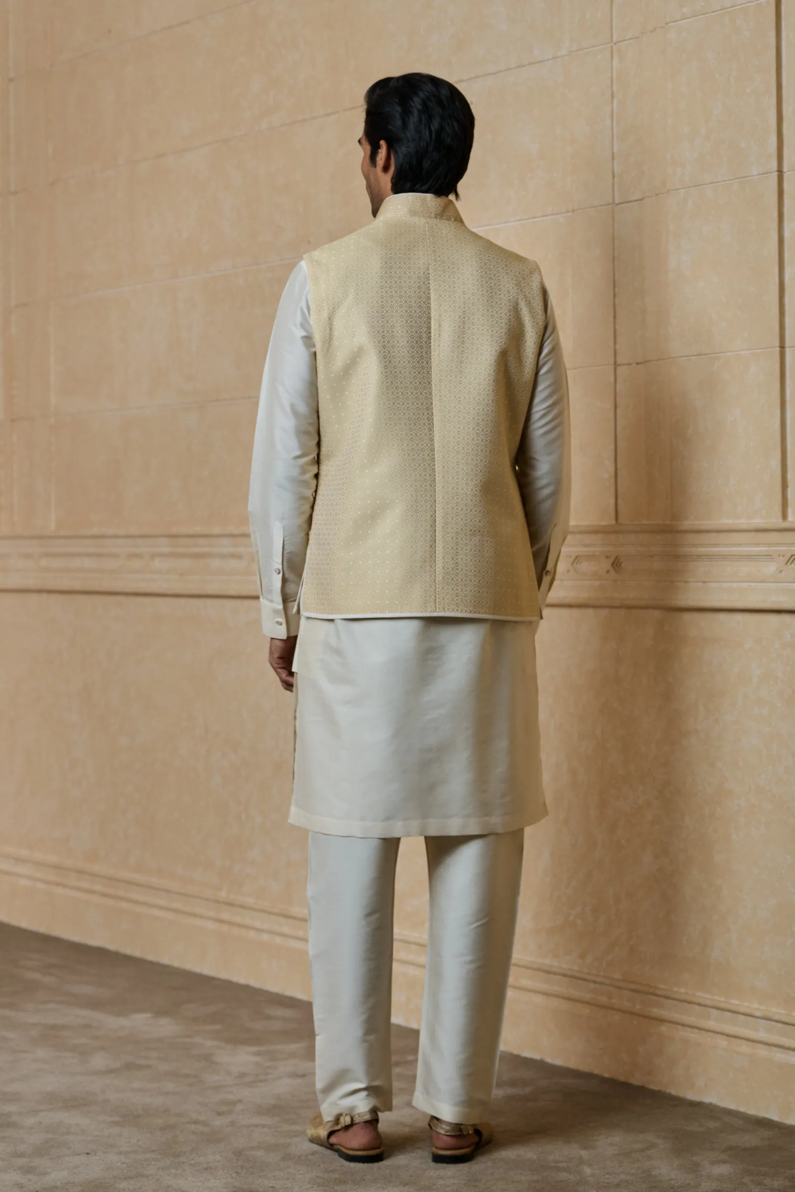 Classic Brocade Kurta Bundi Set