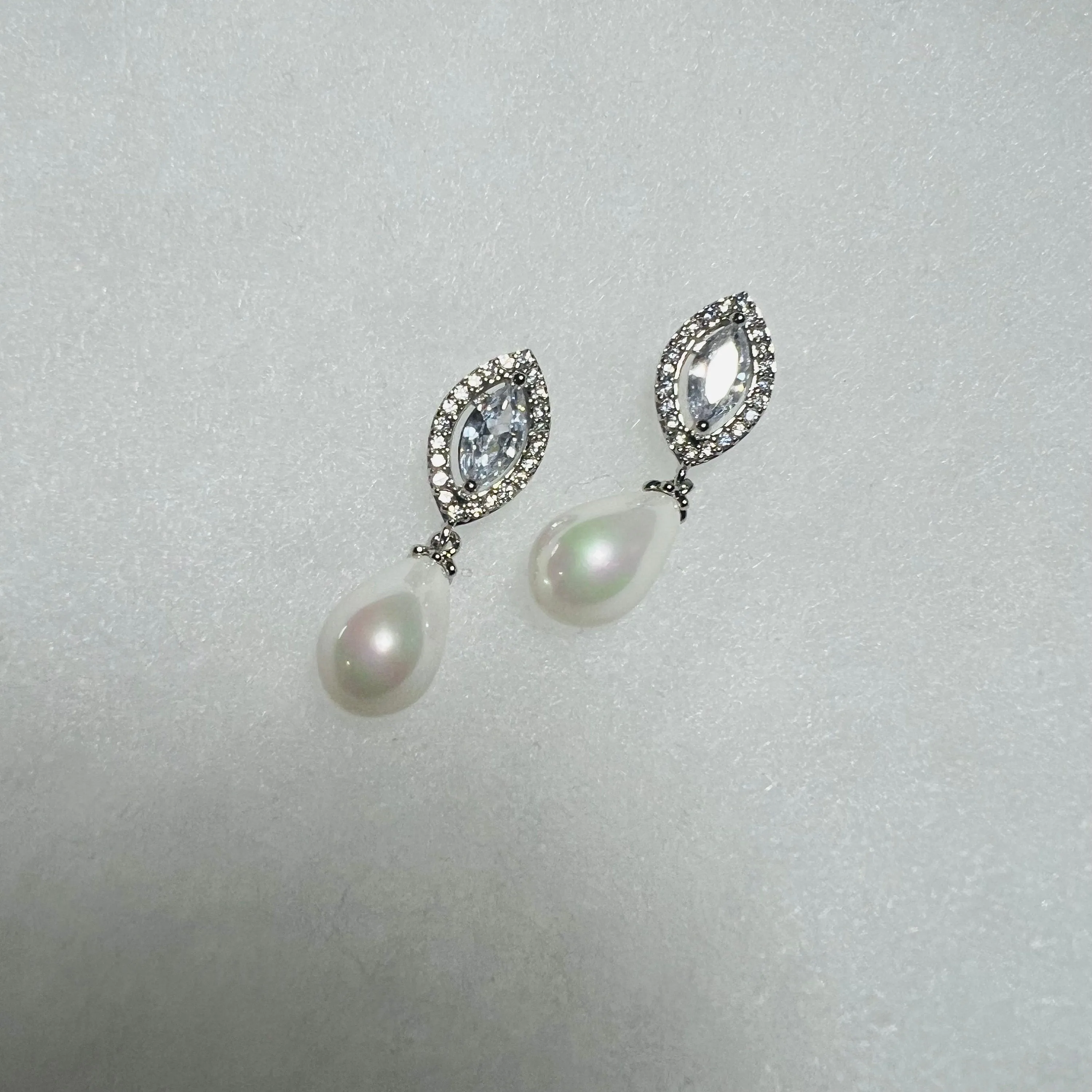 Cz Dainty Exquisite Pearl Drop Elegant Earring, Bridal Earring, Gift for her, Mother Of Bride, Bridesmaid Gift