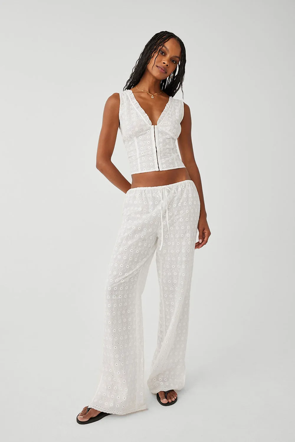 Daisy Eyelet Low Rise Pant - White