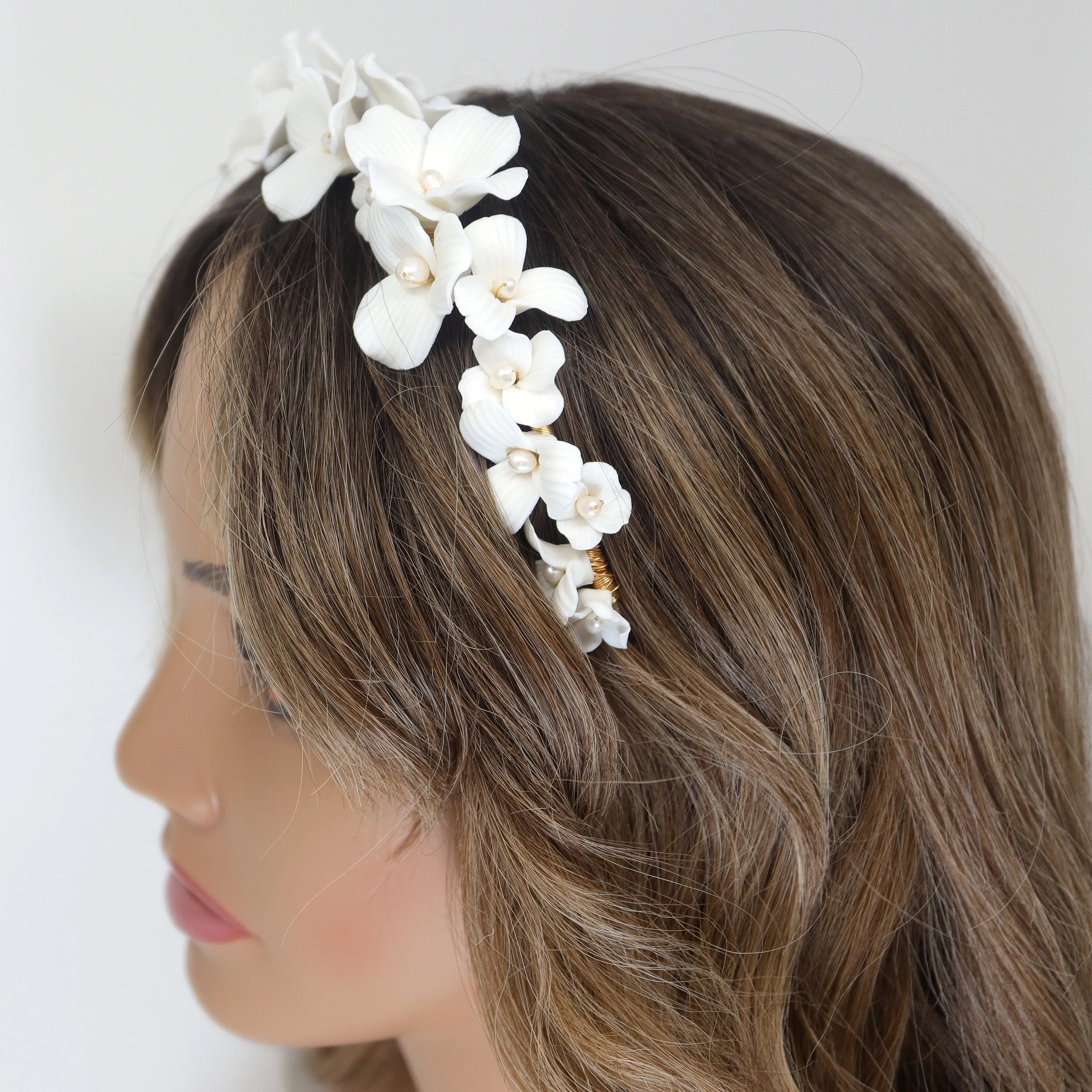 Freshwater Pearl Porcelain Ceramic White Flower Pearl Bridal Headband, Bridal Hair Vine, Delicate Headband, Hair accessories.