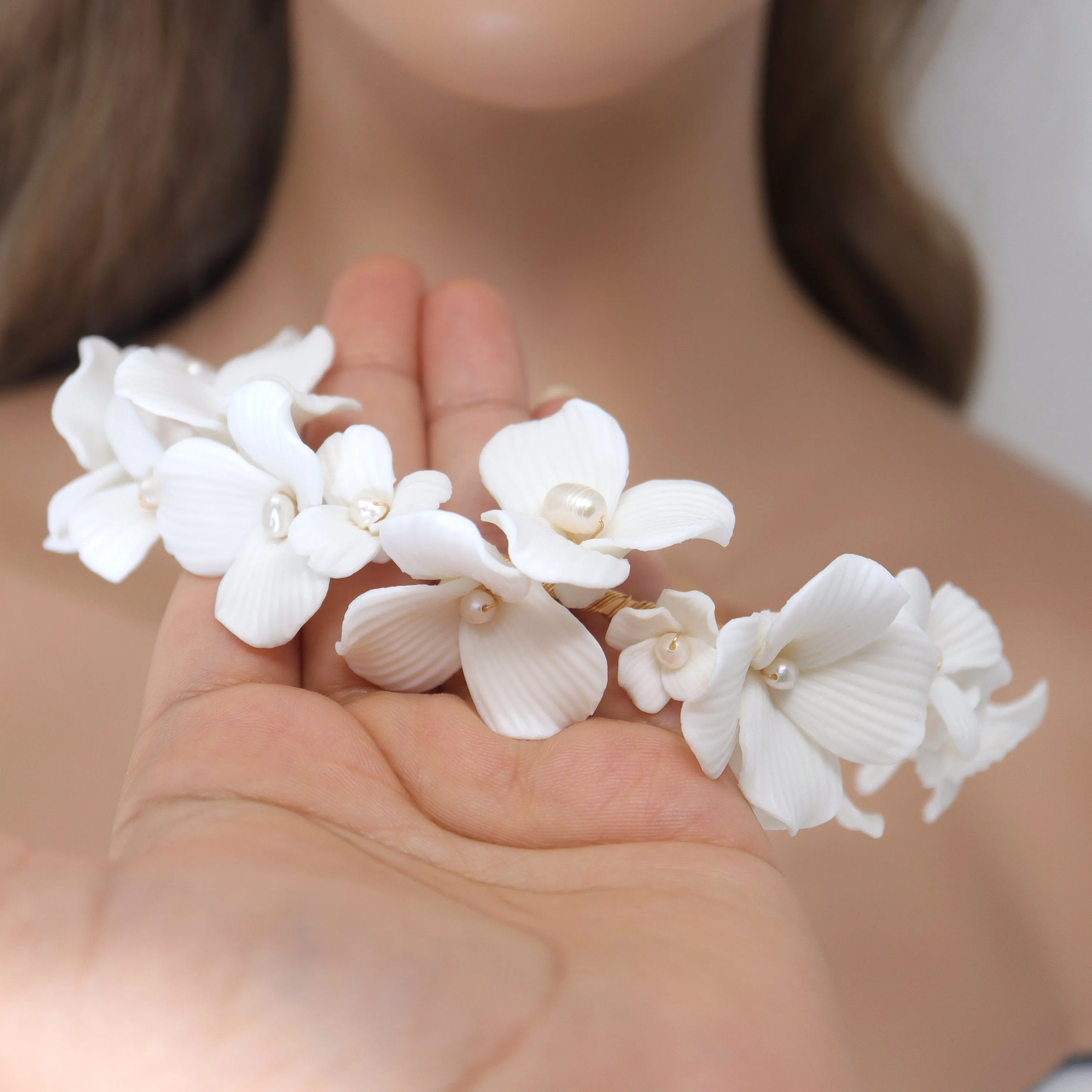 Freshwater Pearl Porcelain Ceramic White Flower Pearl Bridal Headband, Bridal Hair Vine, Delicate Headband, Hair accessories.