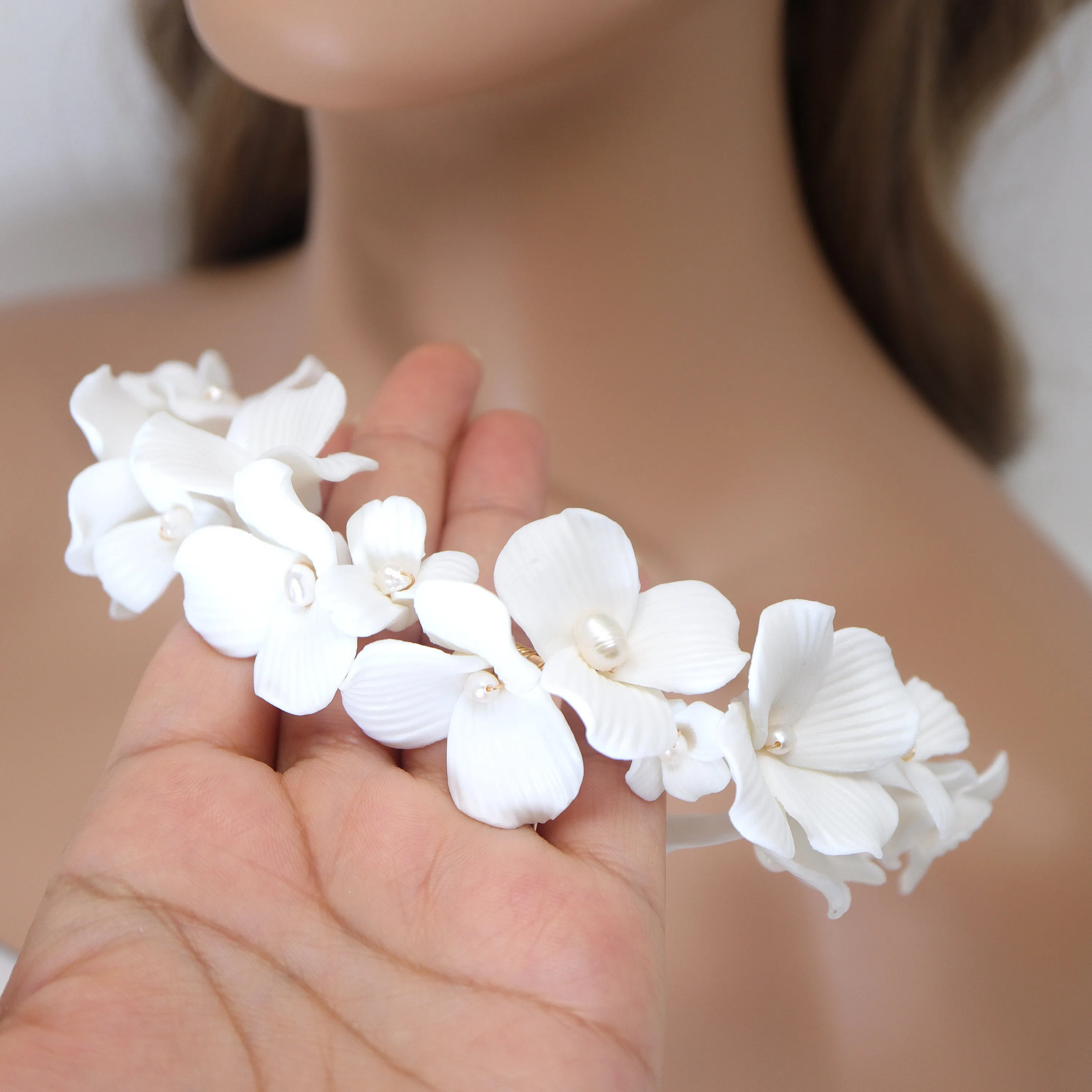 Freshwater Pearl Porcelain Ceramic White Flower Pearl Bridal Headband, Bridal Hair Vine, Delicate Headband, Hair accessories.