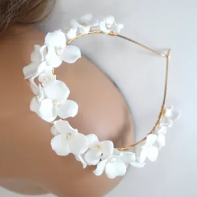 Freshwater Pearl Porcelain Ceramic White Flower Pearl Bridal Headband, Bridal Hair Vine, Delicate Headband, Hair accessories.