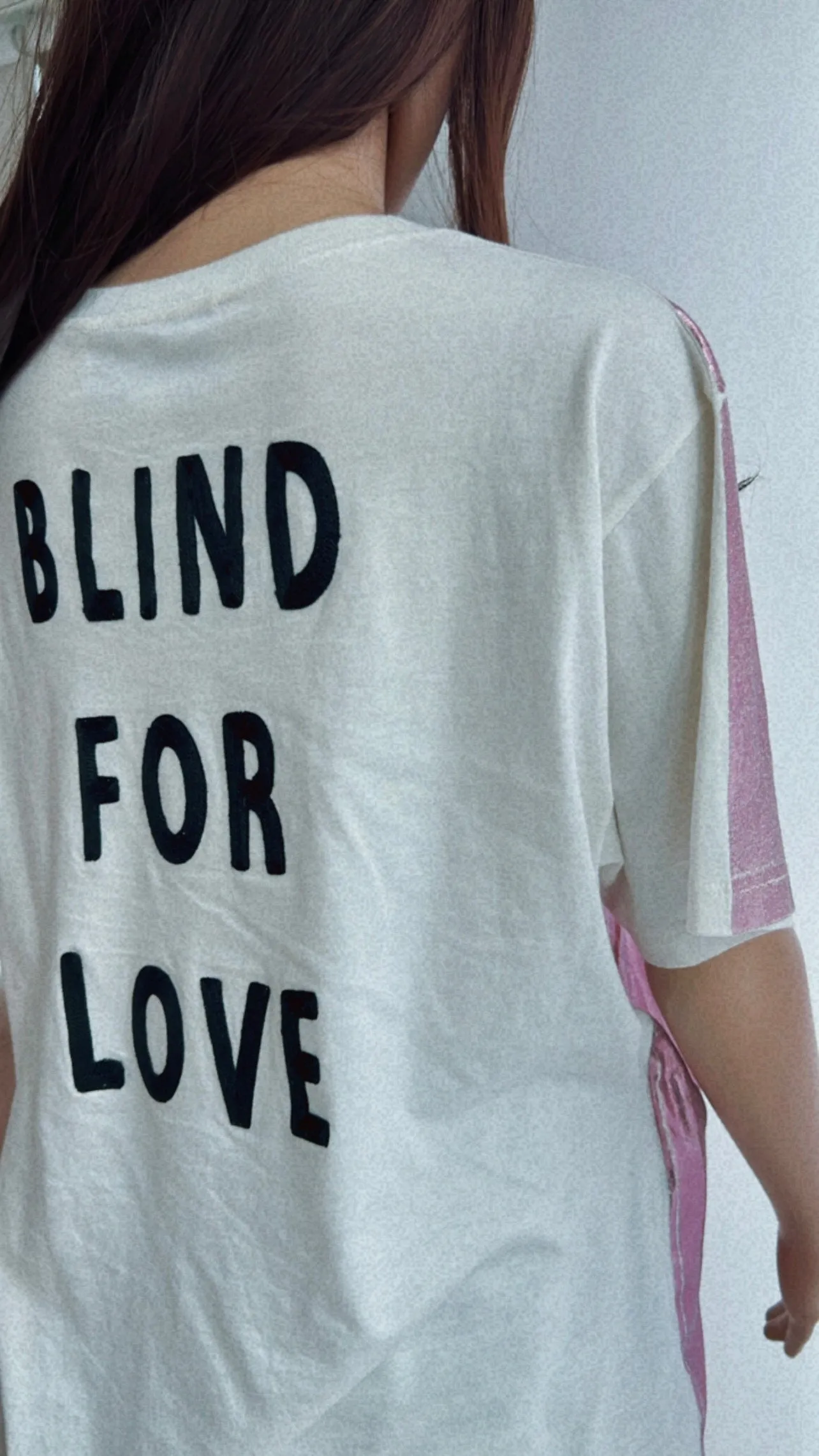 GUCCI Oversized Blind For Love Tee