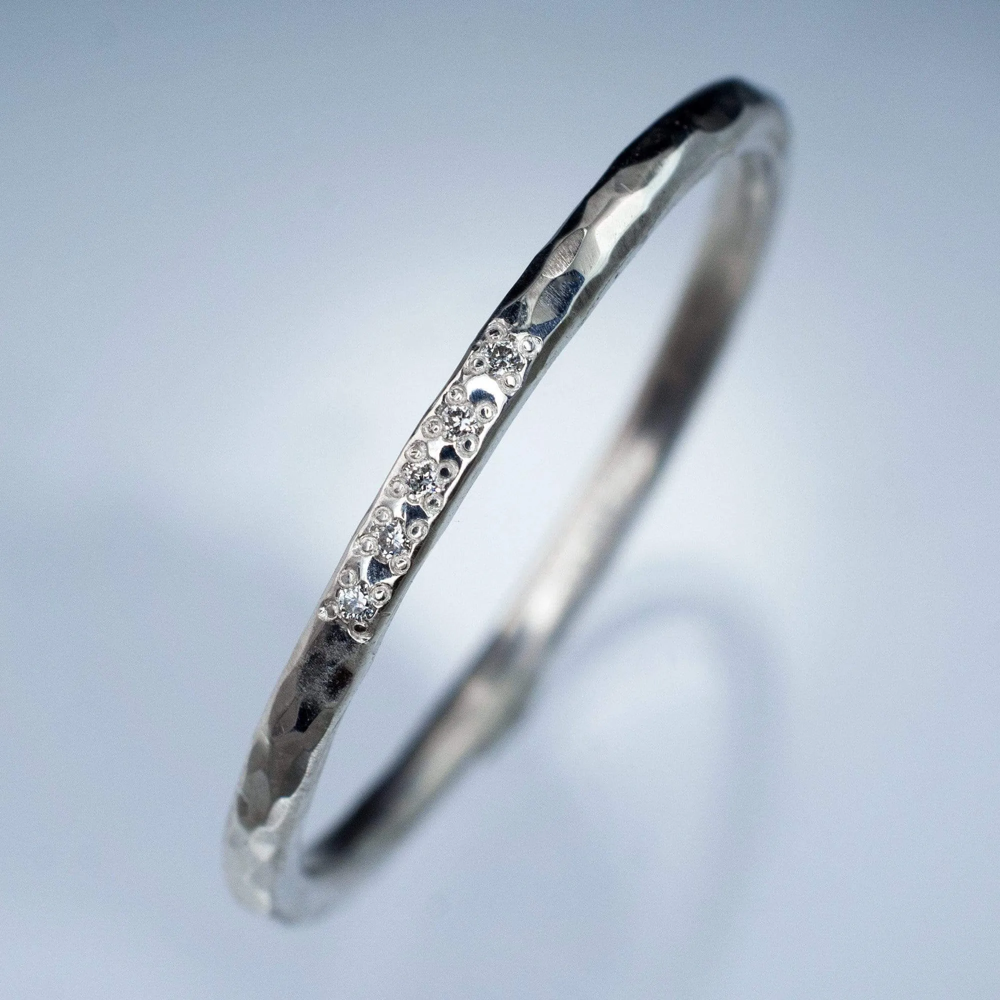 Hammered Texture Bead Set Diamond Thin Wedding Ring