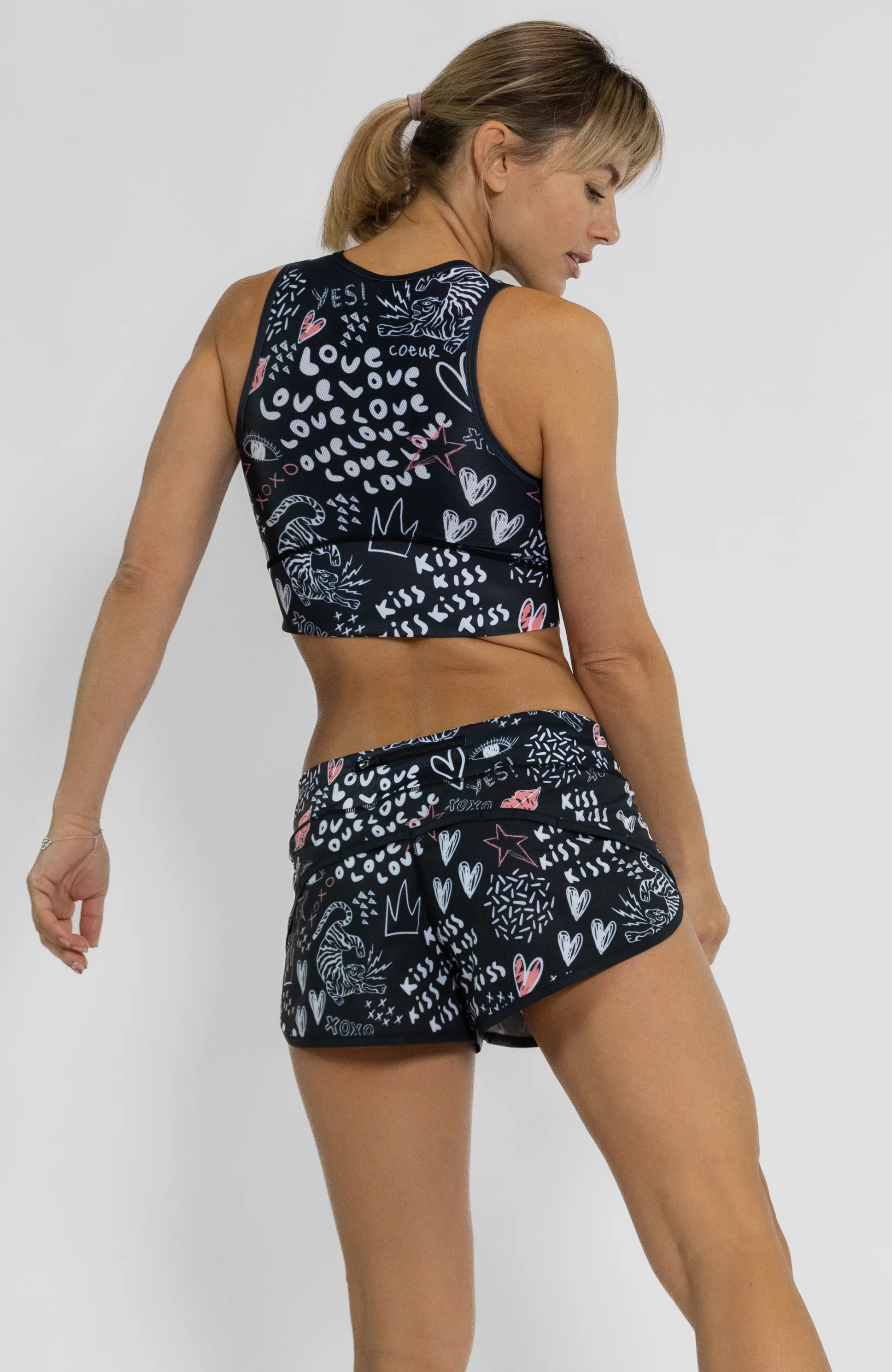 Love Bomb Women's Running Tech Crop