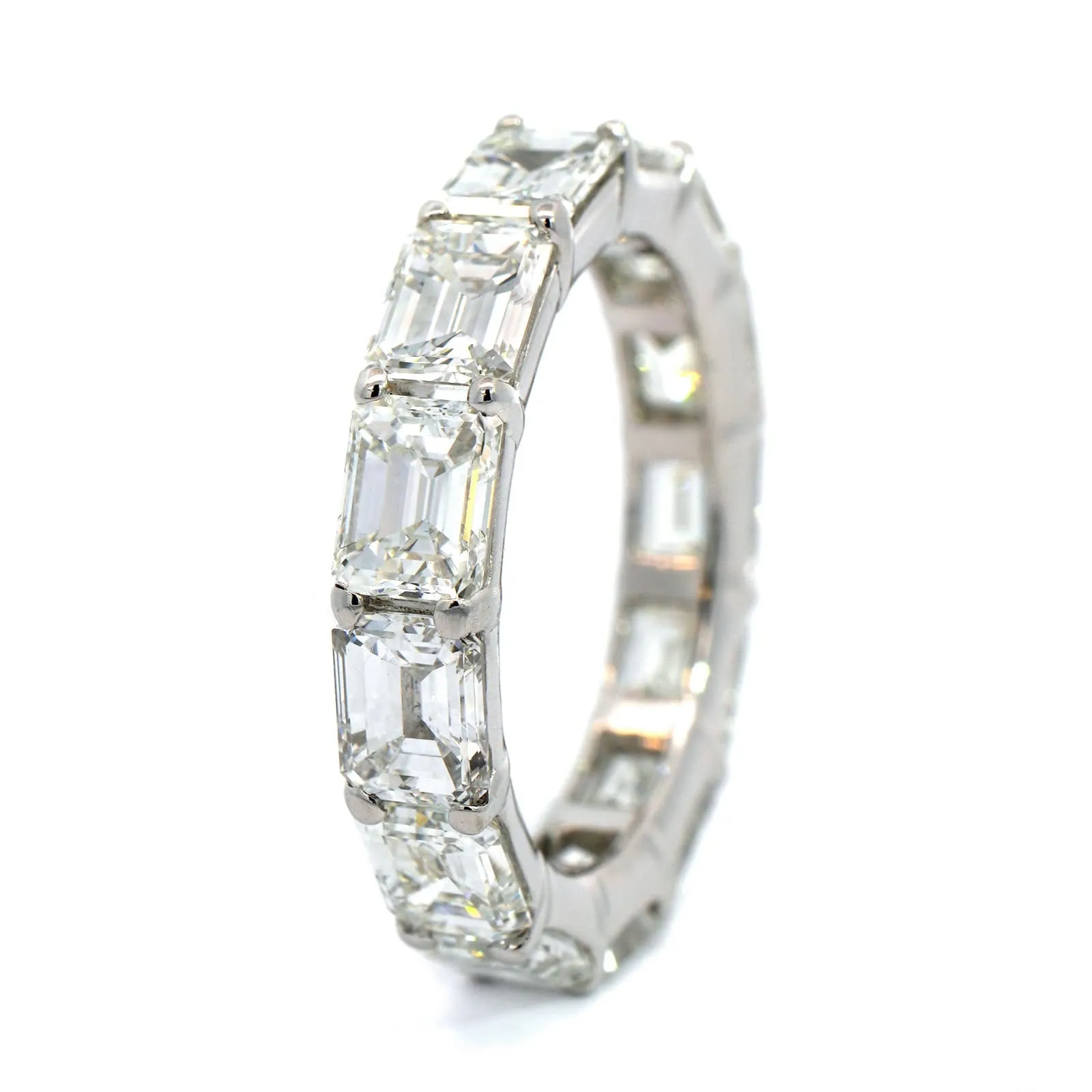 Platinum Shared Prong Emerald Cut Diamond Eternity Band