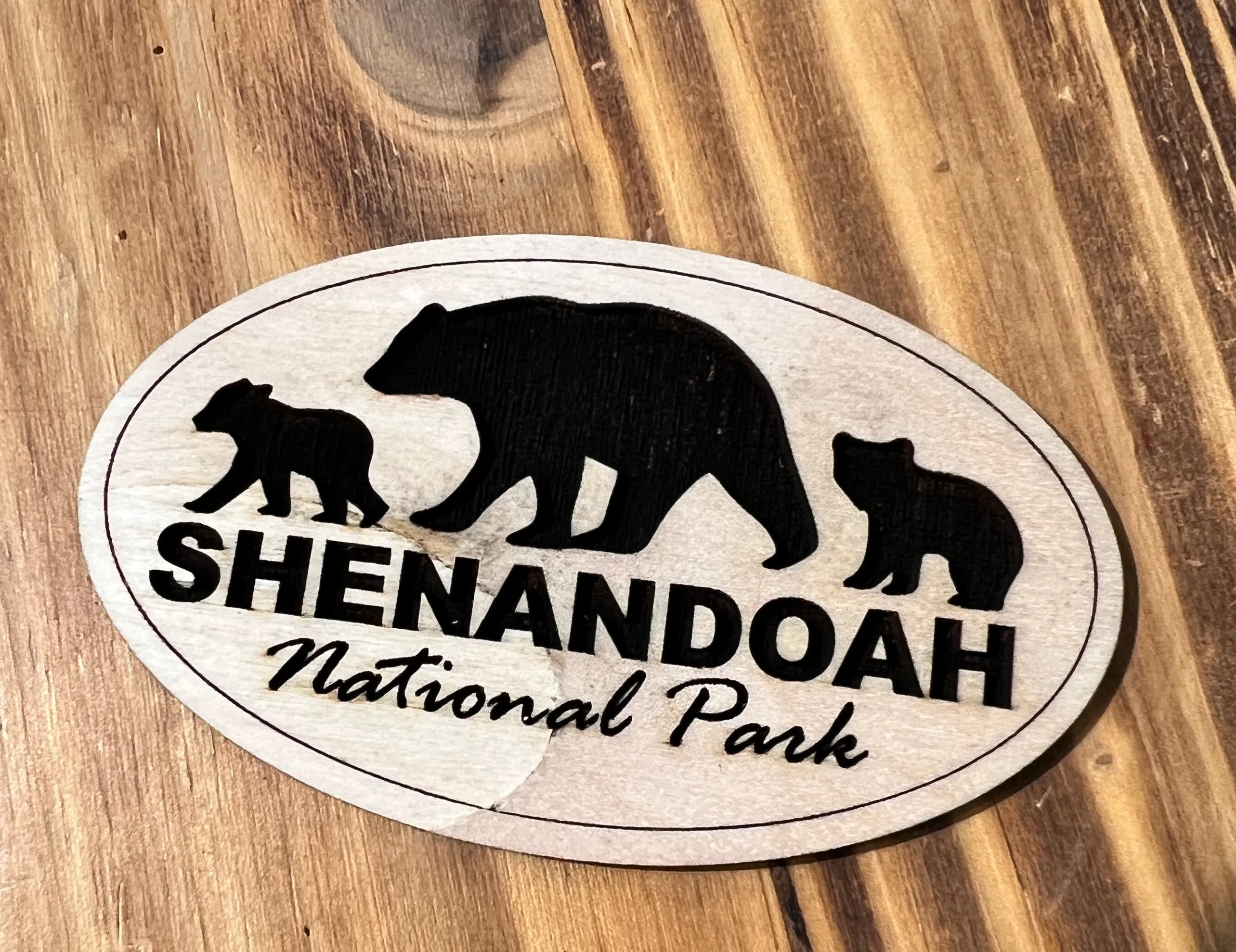 Shenandoah National Park Oval with Bears Laser Engraved Magnet