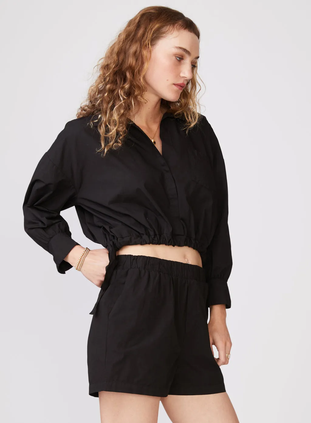 Structured Poplin Tie Hem Shirt in Black